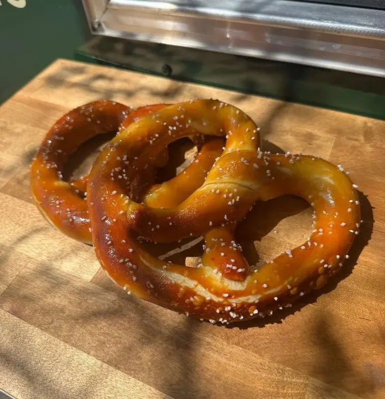 Merris Bros. Pretzels & Sandwiches official food or truck photograph